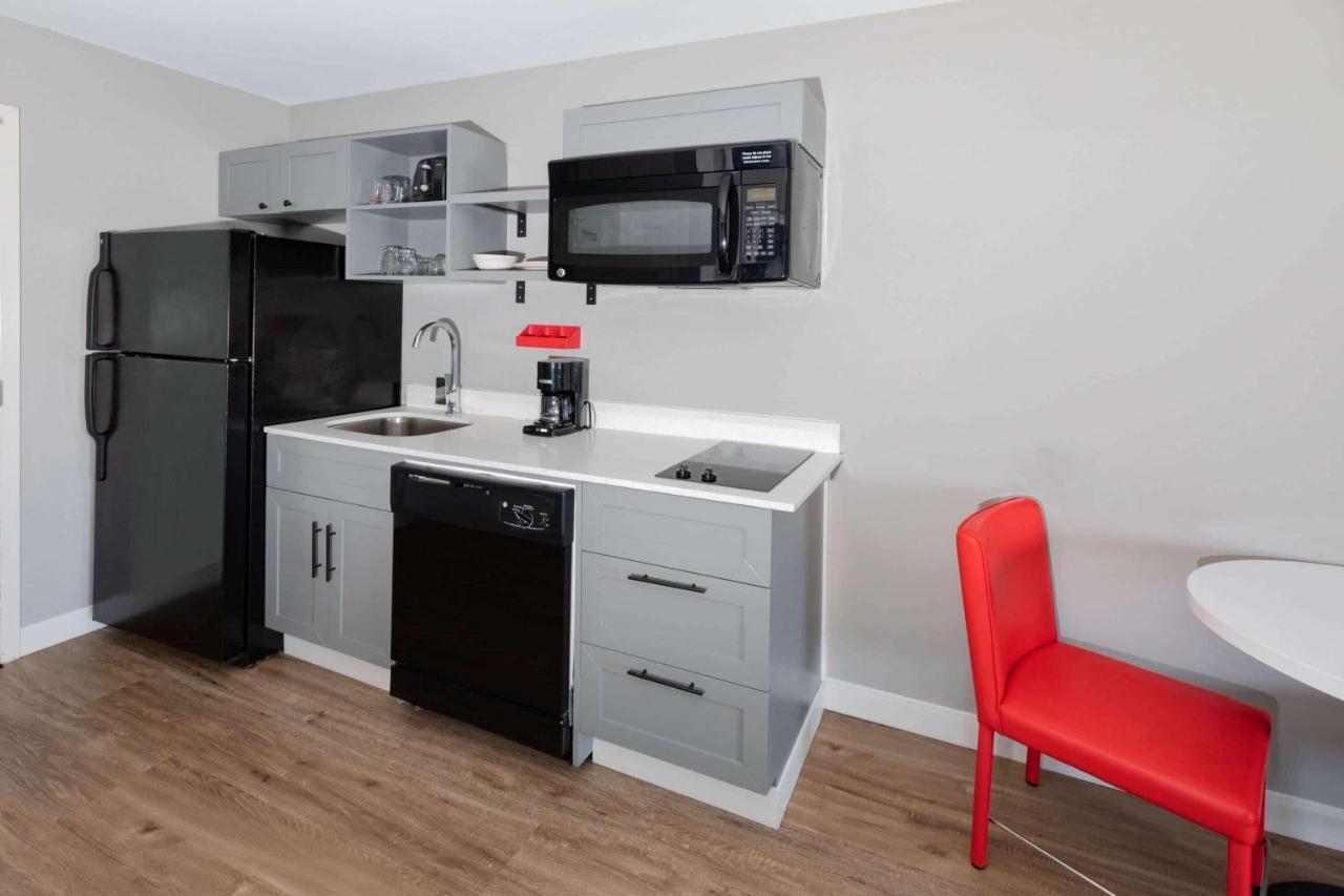 Hawthorn Extended Stay By Wyndham Ardmore Bagian luar foto